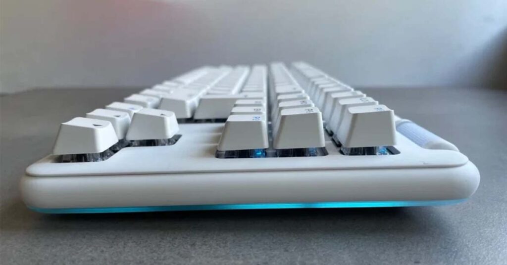 white gaming keyboard